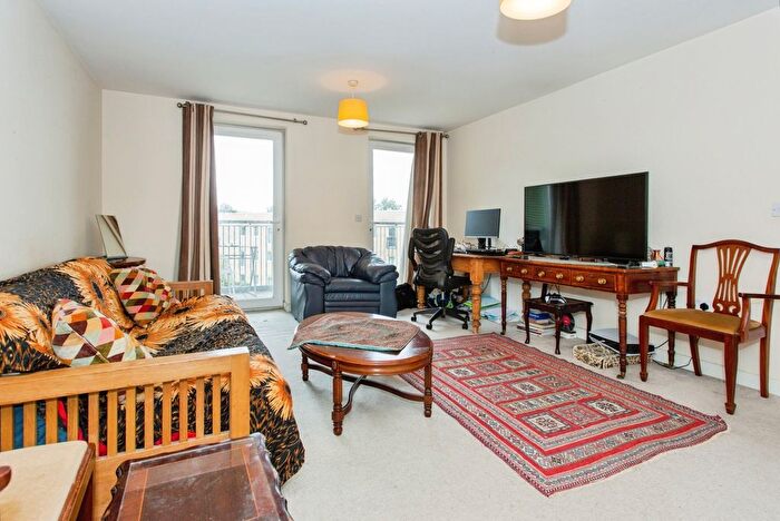 1 Bedroom Flat For Sale In Warren Close, Cambridge, Cambridgeshire, CB2