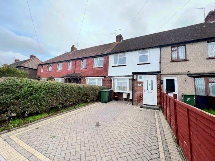 3 Bedroom Terraced House To Rent In Dickens Road, Maidstone, ME14