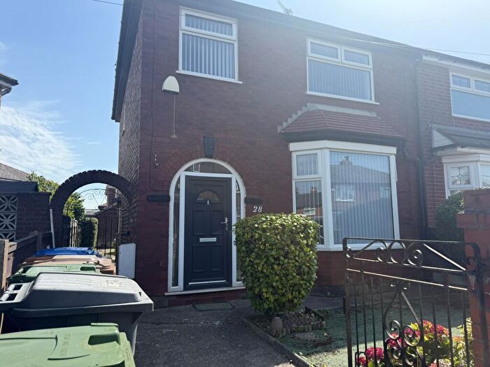 3 Bedroom Semi-Detached House To Rent In Tennyson Road, Droylsden, M43