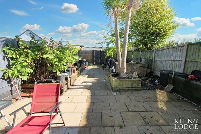 3 Bedroom Terraced House For Sale In Great Mistley, Basildon, SS16