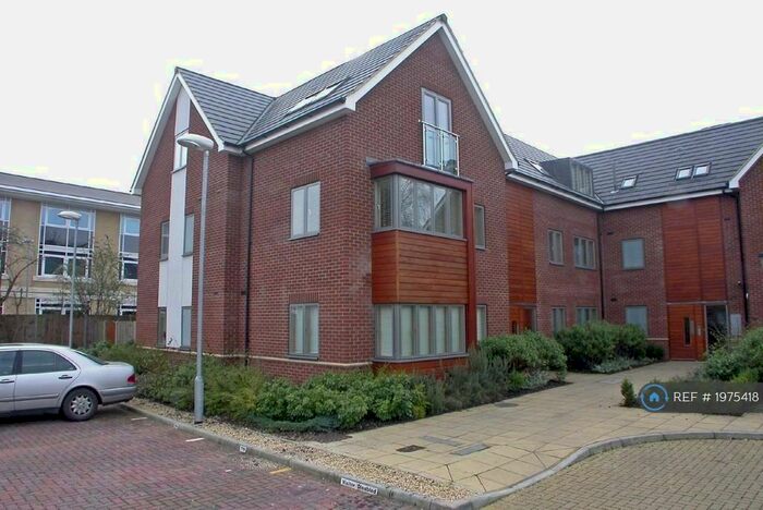 2 Bedroom Flat To Rent In Newmarket Road, Cambridge, CB5