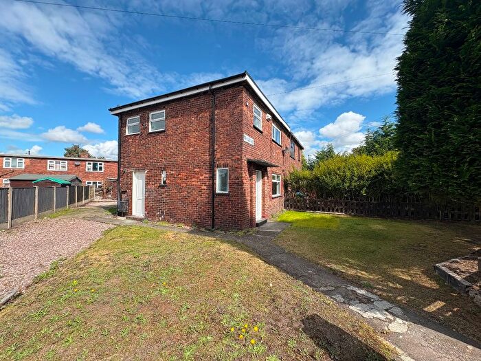 3 Bedroom Semi-detached House To Rent In Achilles Avenue, Warrington, WA2