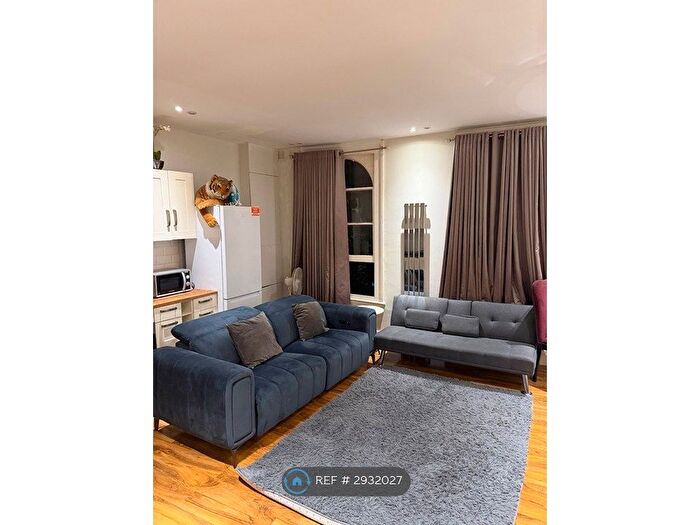 1 Bedroom Flat To Rent In Elgin Avenue, London, W9