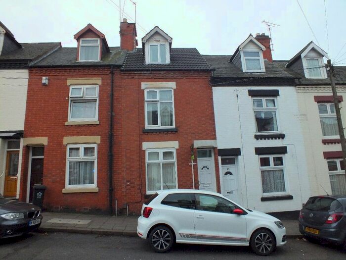 4 Bedroom Terraced House To Rent In Hartington Road, Highfields, Leicester, LE2