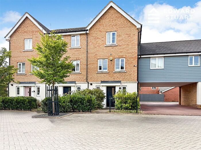 3 Bedroom End Of Terrace House For Sale In Lima Way, Peterborough, Cambridgeshire, PE2