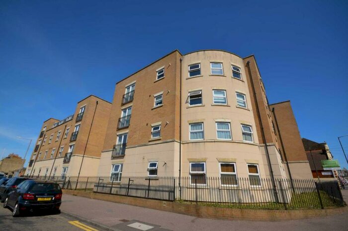 2 Bedroom Flat For Sale In Zion Place, Margate, CT9