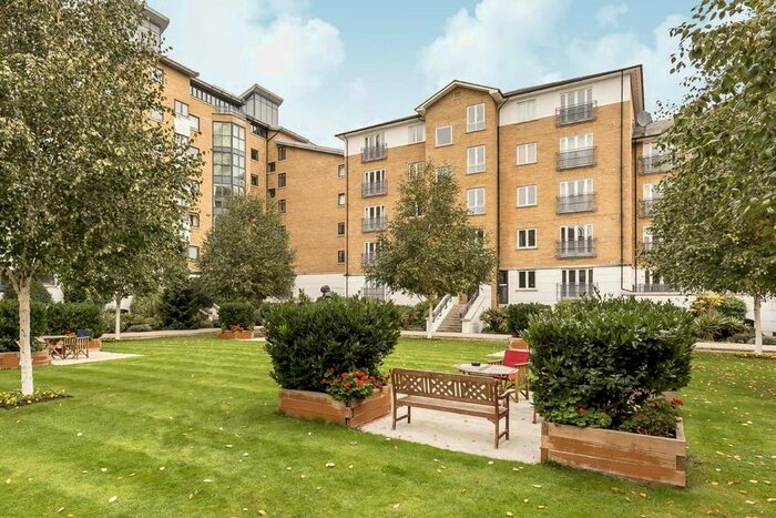 2 Bedroom Flat To Rent In Cotton Row, London, SW11