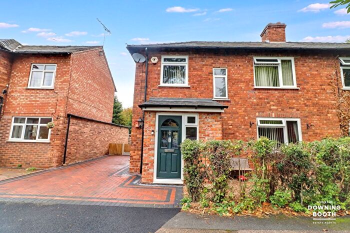 3 Bedroom Semi-detached House For Sale In Ash Tree Lane, Lichfield, WS13