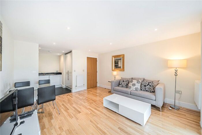 1 Bedroom Flat To Rent In Torrent Lodge, Merryweather Place, Greenwich, London, SE10