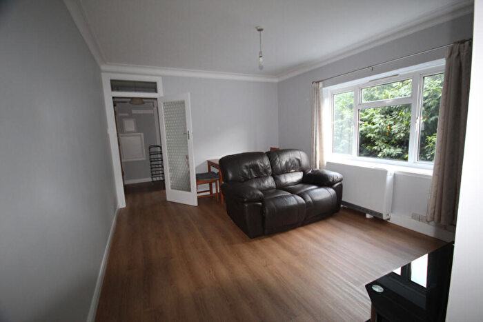 1 Bedroom Flat To Rent In Danes Court, Wembley, Middlesex, HA9