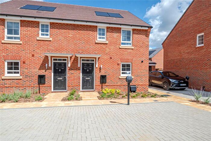 3 Bedroom Semi Detached House To Rent In Farrow Place, Finchwood Park, Wokingham, RG40
