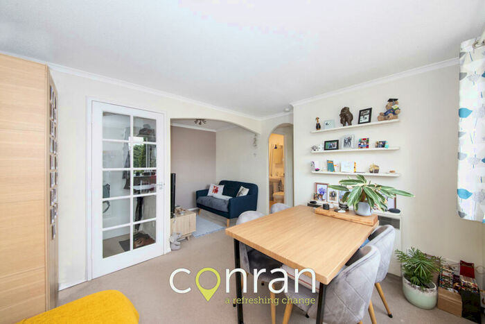 1 Bedroom Apartment To Rent In Armoury Road, Deptford, SE8