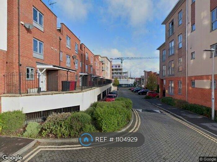 4 Bedroom Terraced House To Rent In Battle Square Road, Reading RG30