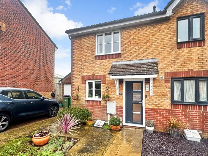 2 Bedroom End Of Terrace House For Sale In Gray Close, Hawkinge, Folkestone, Kent, CT18