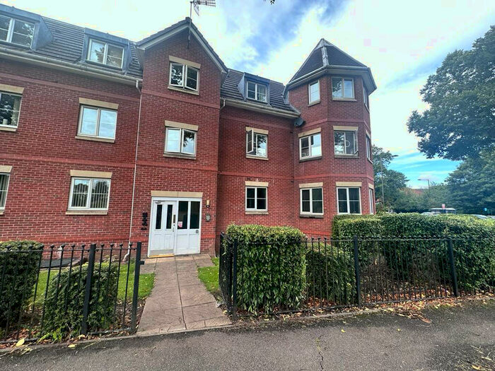 2 Bedroom Apartment To Rent In Chestnut Court, Birmingham, B14