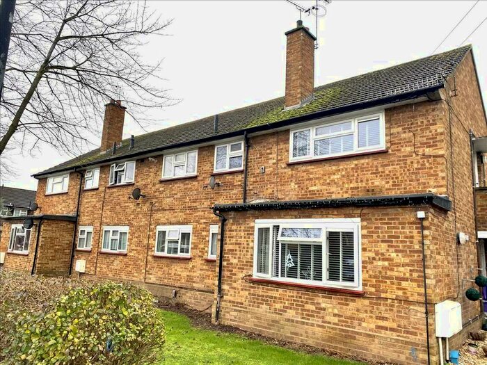 1 Bedroom Flat To Rent In Lincoln Way, Cippenham, Slough SL1