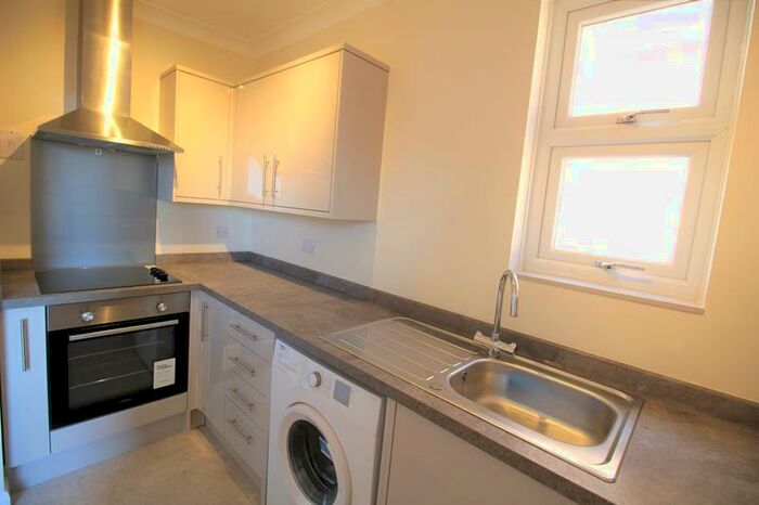 1 Bedroom Flat To Rent In Kimbolton Road, Bedford, MK40