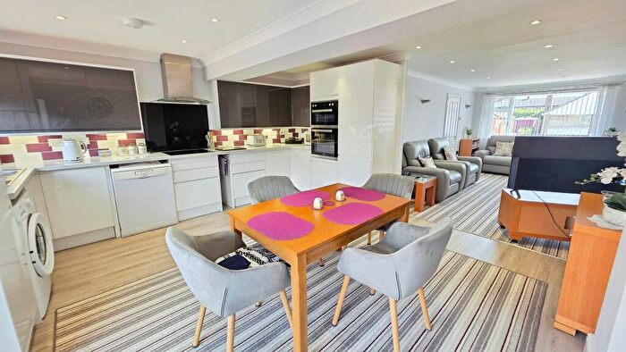 3 Bedroom Terraced House For Sale In Ripon Drive, Sleaford, NG34