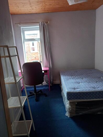 3 Bedroom Terraced House To Rent In Naburn Street, Manchester, M13