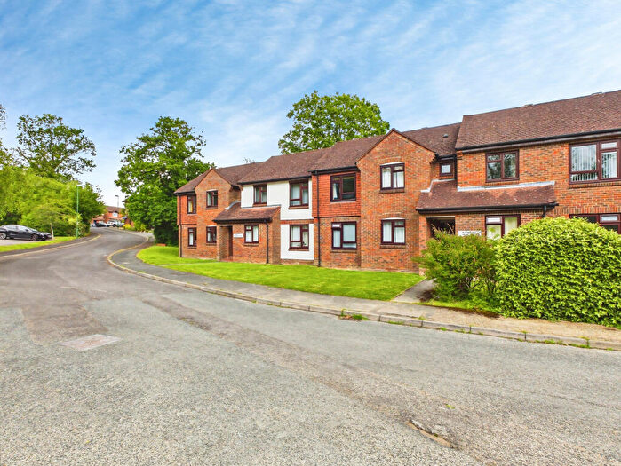 1 Bedroom Apartment For Sale In Gorringes Brook, Horsham, RH12
