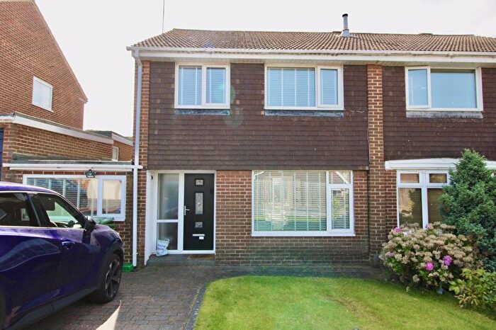 4 Bedroom Semi Detached House To Rent In Kirkham, Biddick Washington, NE38