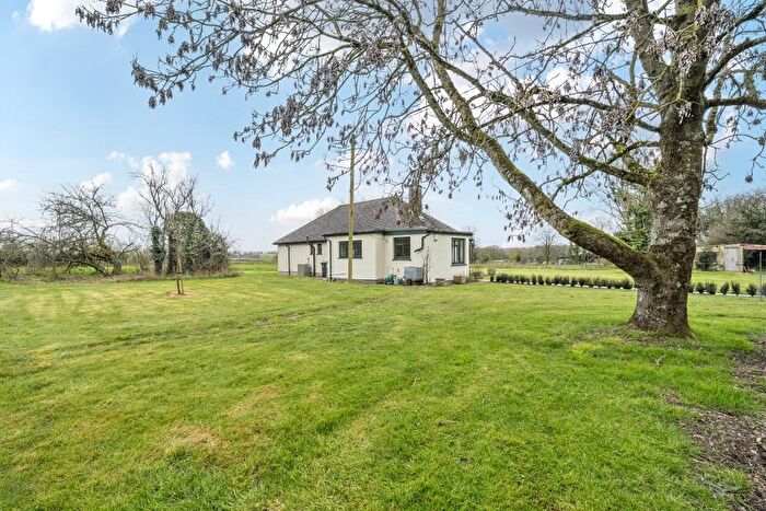 3 Bedroom Bungalow To Rent In The Sands, Woodborough, Pewsey, SN9