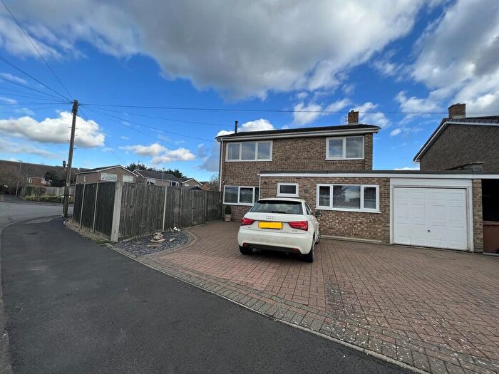 4 Bedroom Detached House For Sale In Neneside, Benwick, March, Cambs., PE15