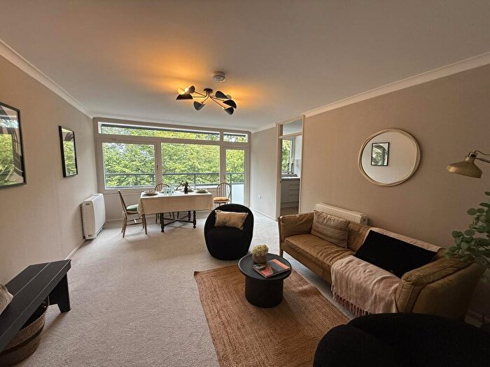 2 Bedroom Apartment To Rent In Hazelwood Court, Stoke Bishop, Bristol, BS9