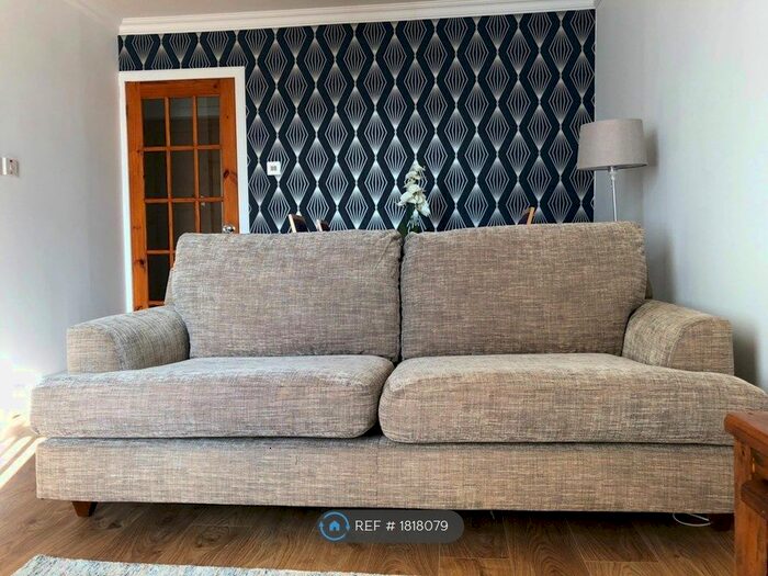 2 Bedroom Flat To Rent In Queensferry Road, Kirkliston, EH29