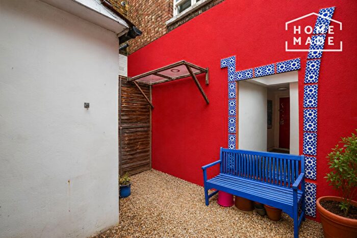 Studio To Rent In The Studio, SW6