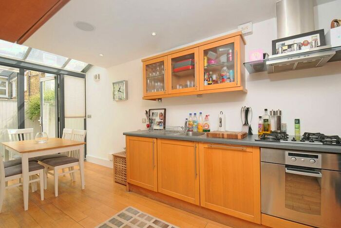 2 Bedroom Property To Rent In Brookwood Road, Wimbledon, London, SW18