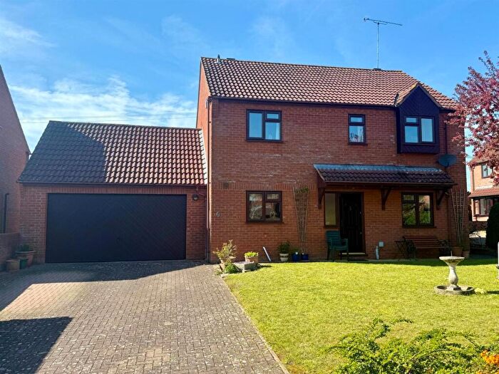 4 Bedroom House For Sale In Priory Lea, Walford, Ross-On-Wye, HR9