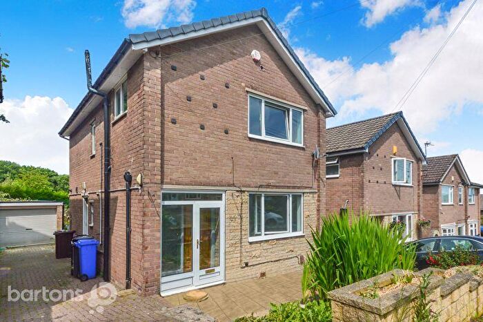 3 Bedroom Semi-Detached House To Rent In Norwood Drive, Sheffield, S5