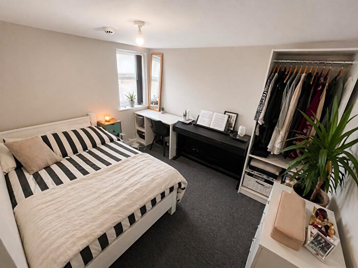 1 Bedroom House To Rent In Merthyr Street, Cathays, Cardiff, CF24