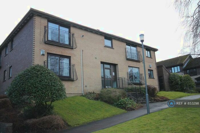 2 Bedroom Flat To Rent In Clarkston, Clarkston, Glasgow, G76