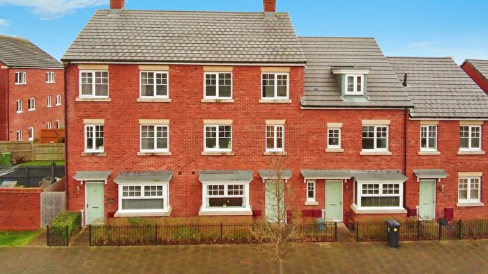 3 Bedroom Town House For Sale In Stryd Elai, Canton, Cardiff, CF11