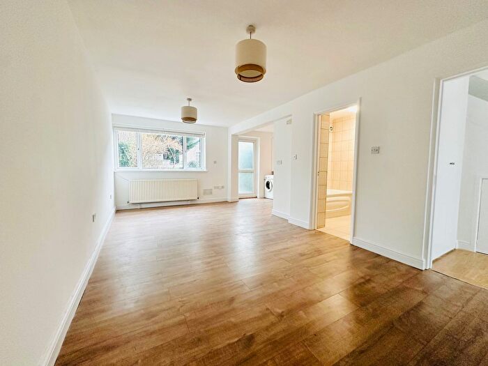 4 Bedroom Terraced House For Sale In Templewood, West Ealing, W13