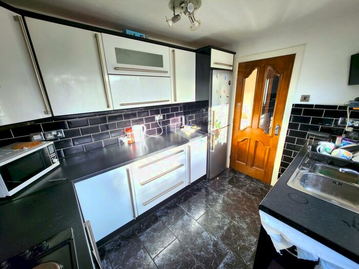 2 Bedroom Bungalow For Sale In Openshaw Drive, Blackburn, Lancashire, BB1