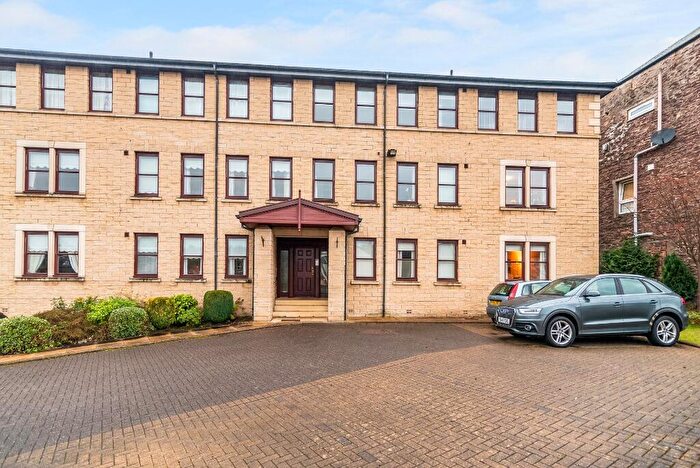 2 Bedroom Flat To Rent In Boe Court, Dunblane, Stirling, FK15