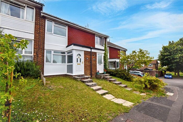 2 Bedroom Terraced House To Rent In Brandon Close, Alton, Hampshire, GU34