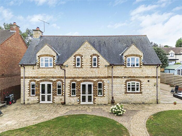 5 Bedroom Detached House For Sale In Nursery Close, Little Houghton, Northamptonshire, NN7