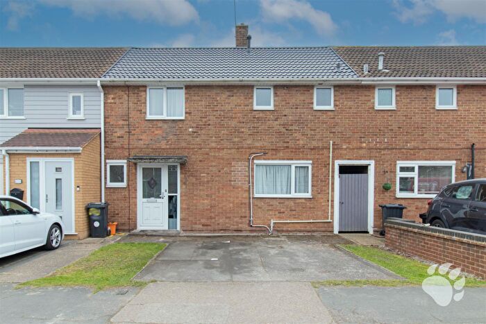 3 Bedroom Terraced House For Sale In Whitmore Way, Basildon, SS14