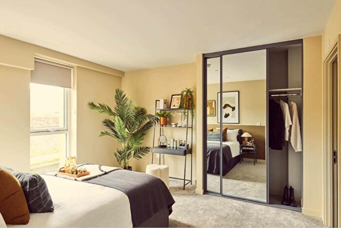 1 Bedroom Flat To Rent In Mustard Wharf At Tower Works, Heritage Collection, LS11