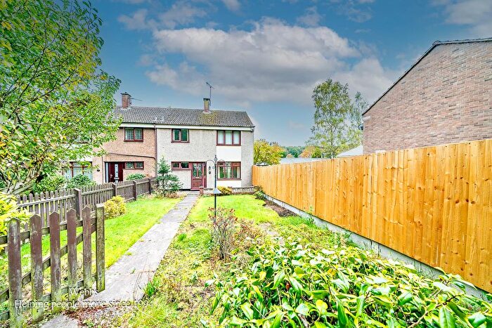3 Bedroom Semi-detached House For Sale In Chase Walk, Cannock, WS12