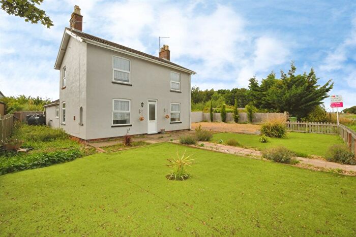 3 Bedroom Detached House For Sale In Station Road, Swineshead, Boston, PE20