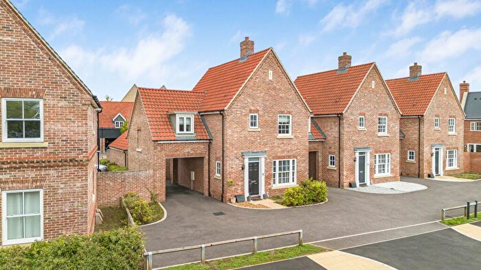 3 Bedroom Link Detached House For Sale In Senliz Road, Alconbury Weald, Cambridgeshire., PE28
