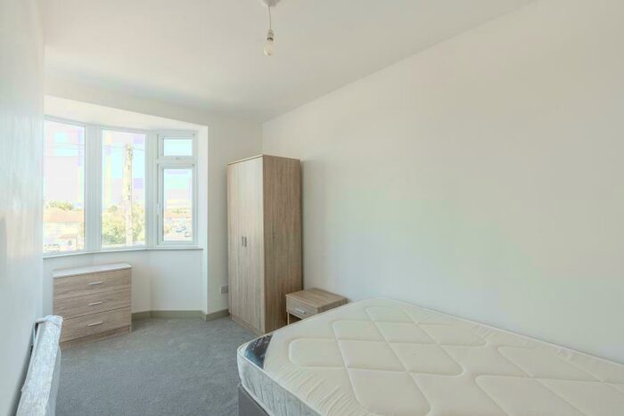 6 Bedroom Terraced House To Rent In Station Road - Filton, BS34