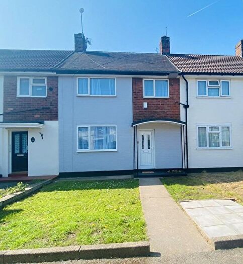 3 Bedroom Property For Sale In Dodswell Grove, Hull, HU9