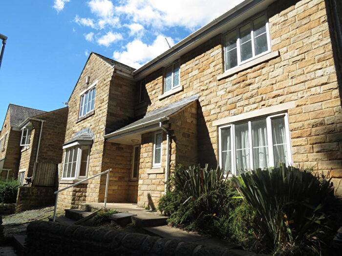 5 Bedroom Detached House To Rent In Bairstow Lane, Sowerby Bridge, HX6