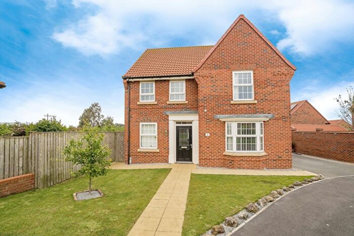 4 Bedroom Detached House For Sale In Sandpiper Place, Whitby, YO22